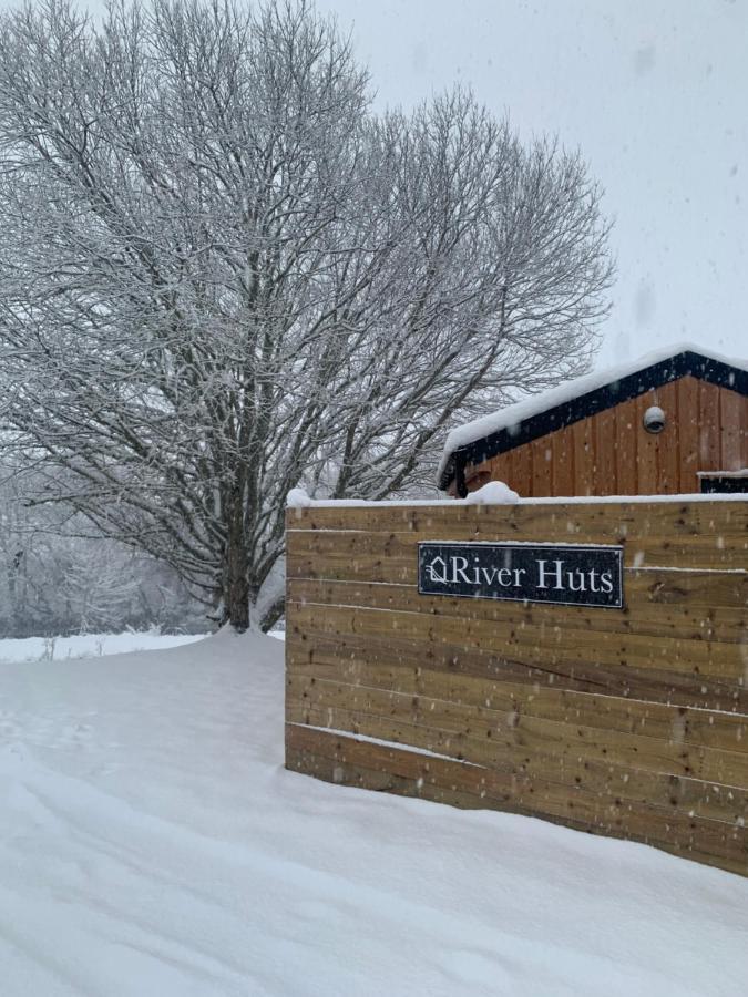 River Huts, Highland River Retreat With Hot Tub อินเวอร์เนส ภายนอก รูปภาพ